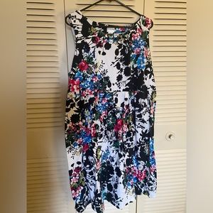 2x Motherhood Maternity floral dress